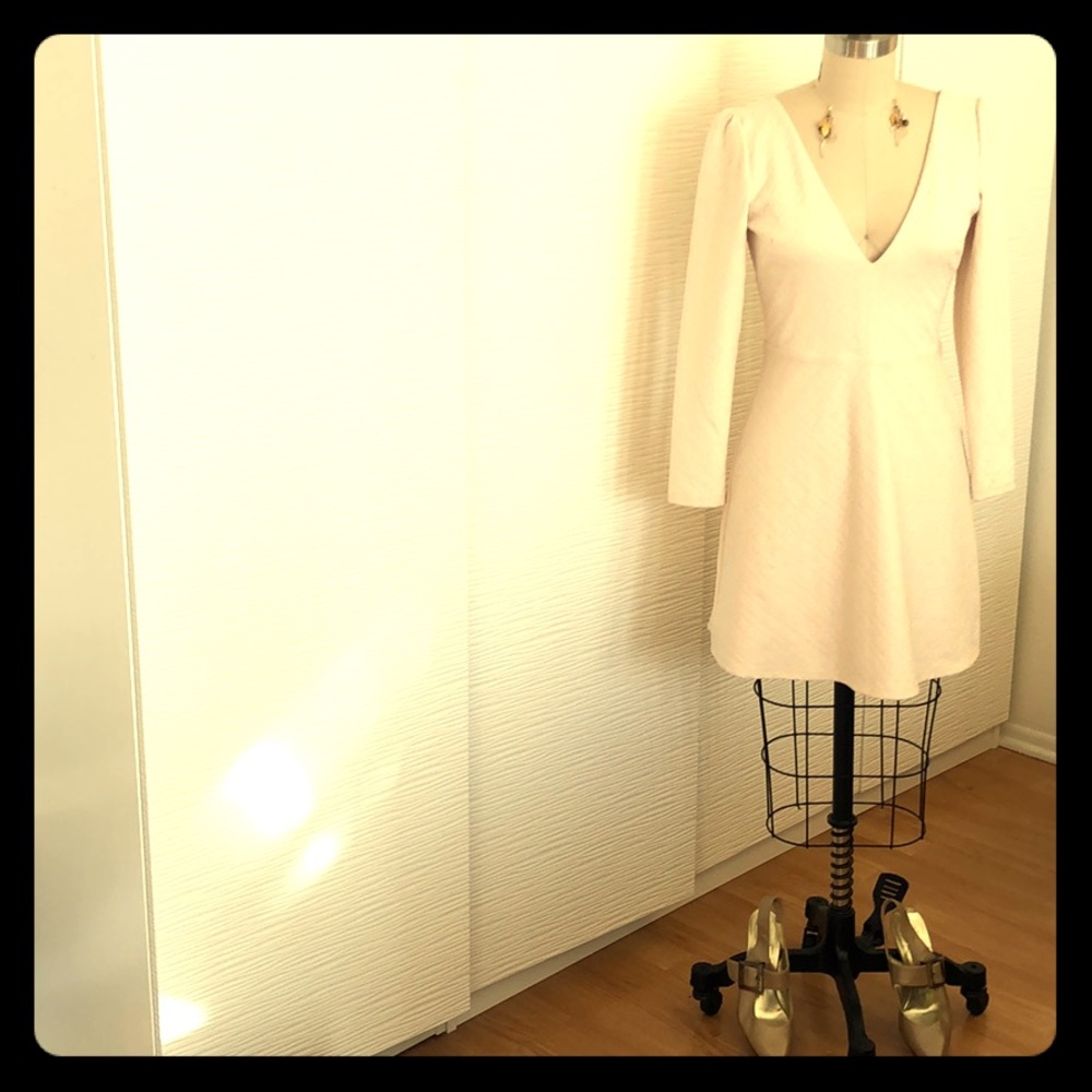 NWT! UO plunging V neck cream long sleeve dress S